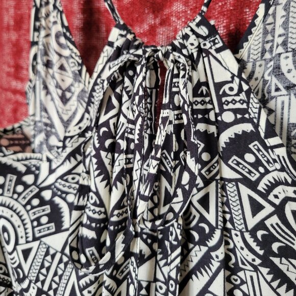 Entro Boho Lace Slip Dress โ Size Small - Picture 4 of 5